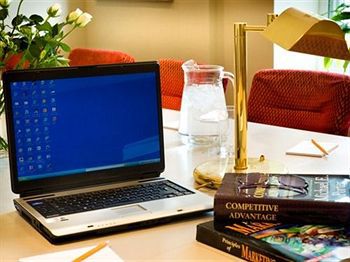 Montgomery'S Hotel โฮนิทัน ภายนอก รูปภาพ